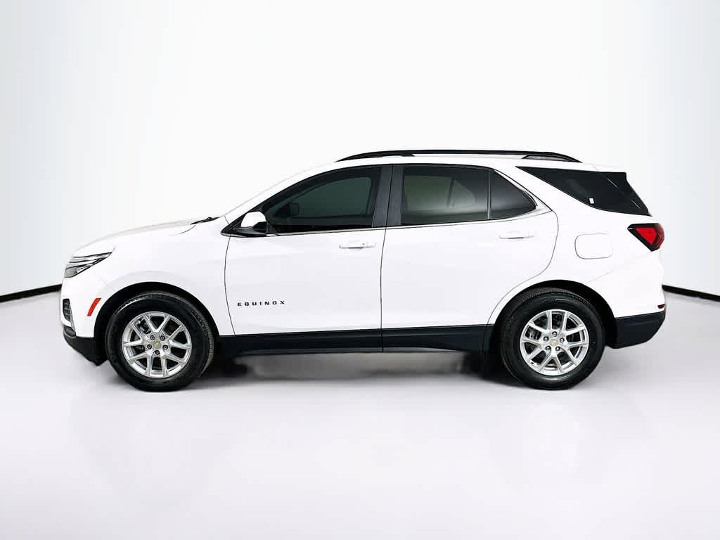Thumbnail: 2022 Chevrolet Equinox - 3