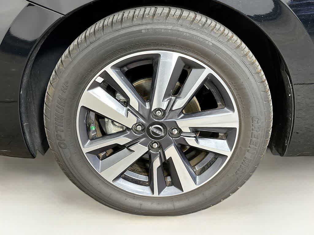 Thumbnail: 2023 Nissan Versa - 8