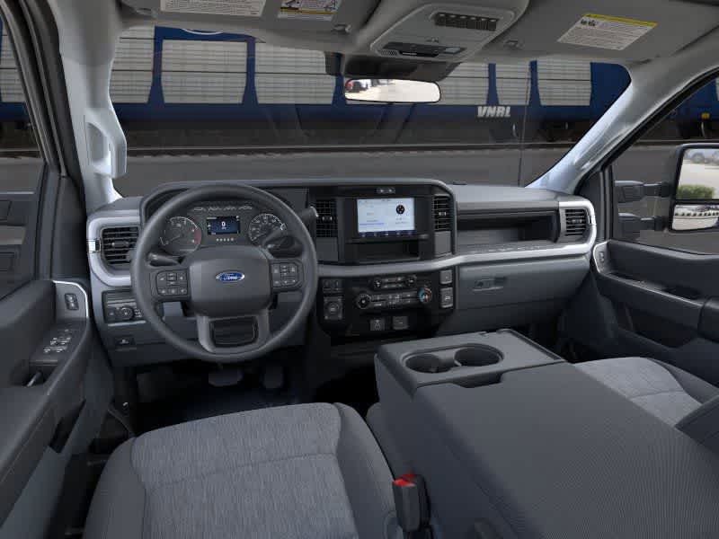 2025 Ford F-350  9