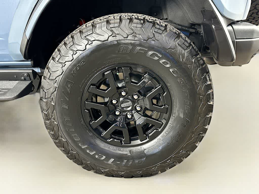 Thumbnail: 2025 Ford Bronco - 8