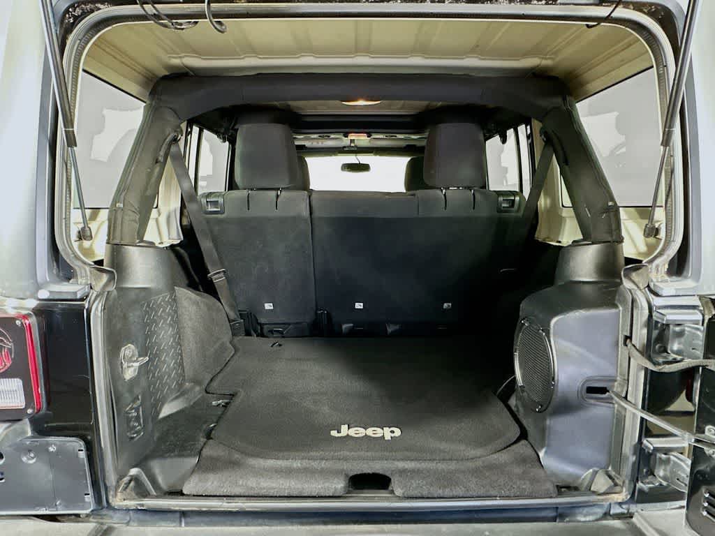 Thumbnail: 2014 Jeep Wrangler - 19