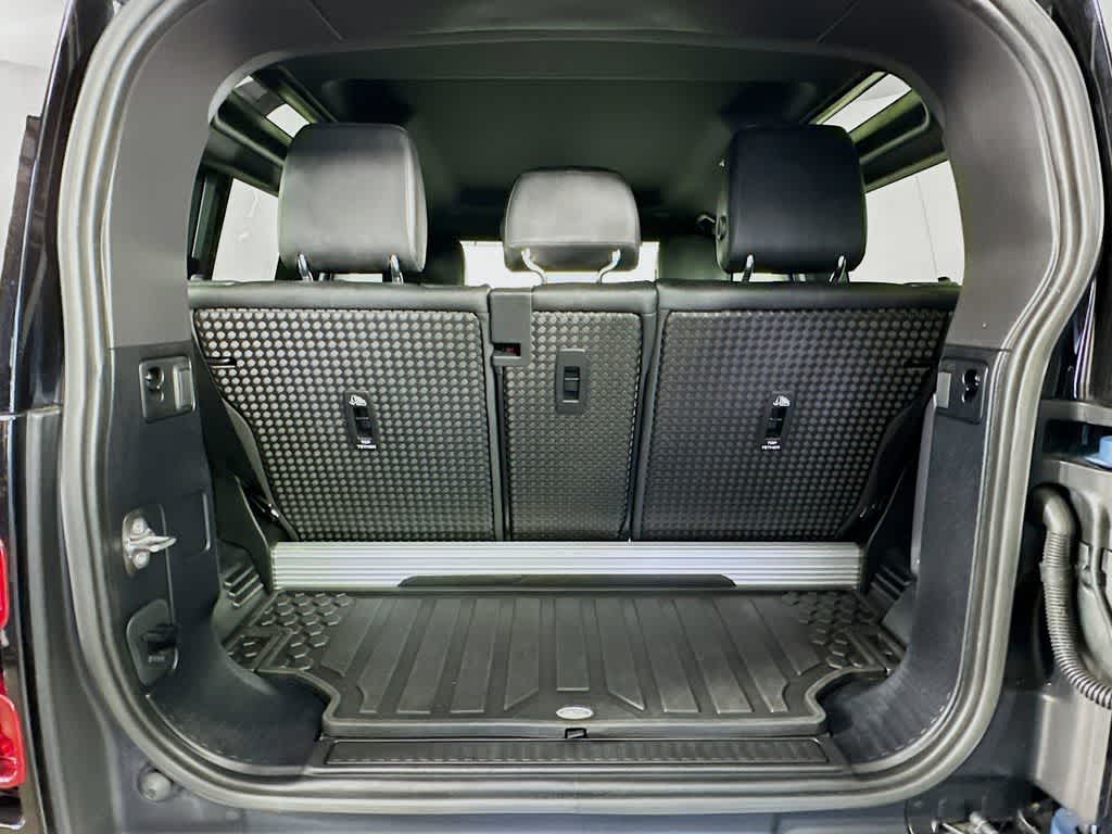 Thumbnail: 2023 Land Rover Defender - 20