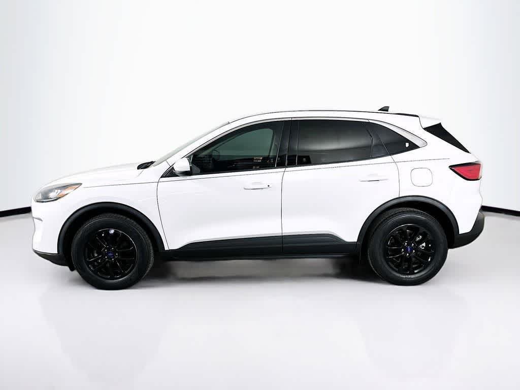 Thumbnail: 2020 Ford Escape - 3