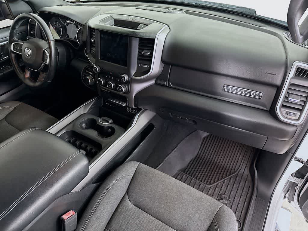 Thumbnail: 2019 RAM 1500 - 32