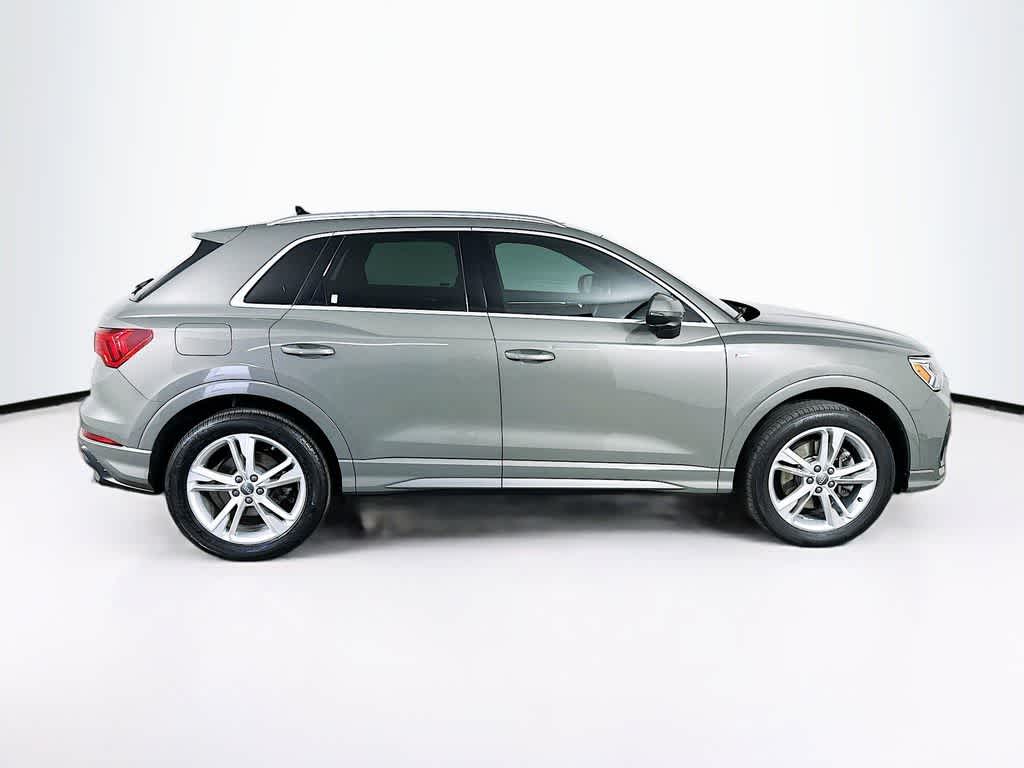 Thumbnail: 2020 Audi Q3 - 26