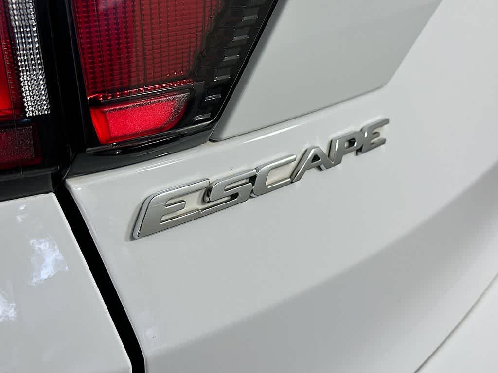 Thumbnail: 2017 Ford Escape - 7