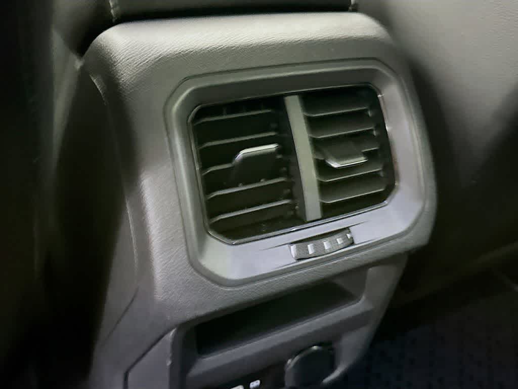 Thumbnail: 2021 Volkswagen Tiguan - 13