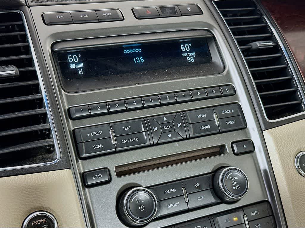 Thumbnail: 2010 Ford Taurus - 16