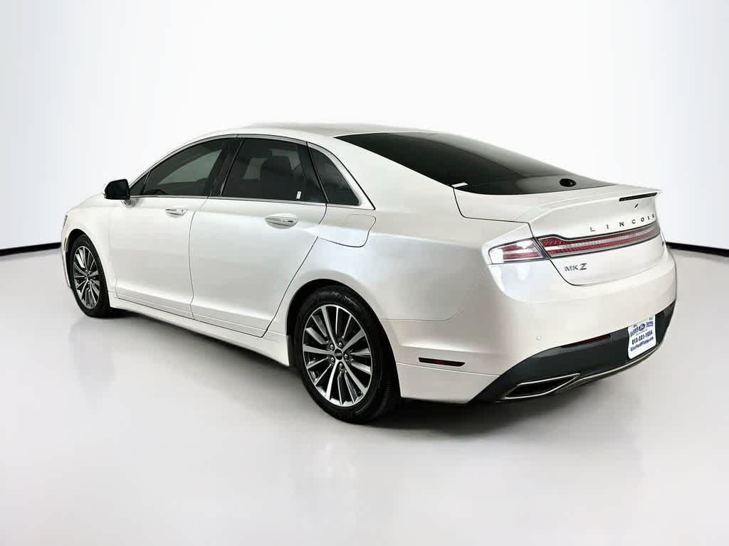 Thumbnail: 2020 Lincoln MKZ - 4