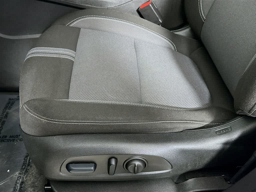 Thumbnail: 2023 Chevrolet Blazer - 30