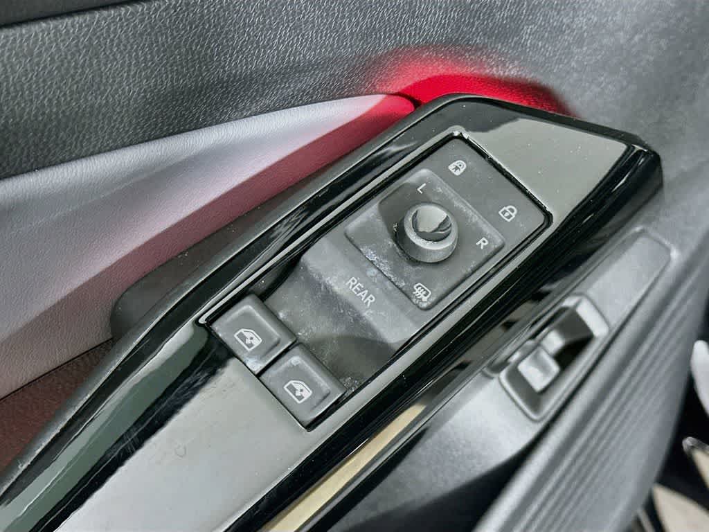 Thumbnail: 2023 Volkswagen ID.4 - 28