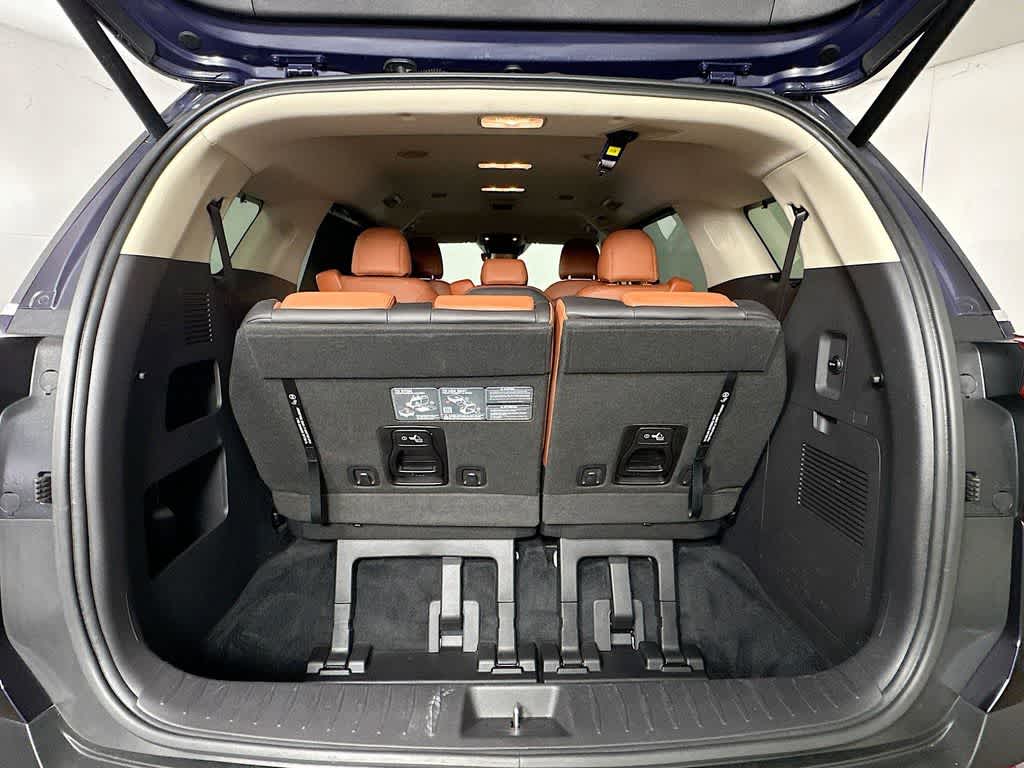 Thumbnail: 2025 Kia Carnival - 21