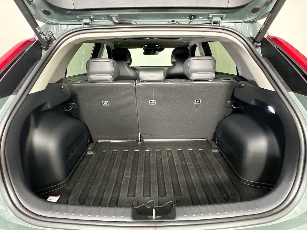 2023 Kia Niro SX Touring 21