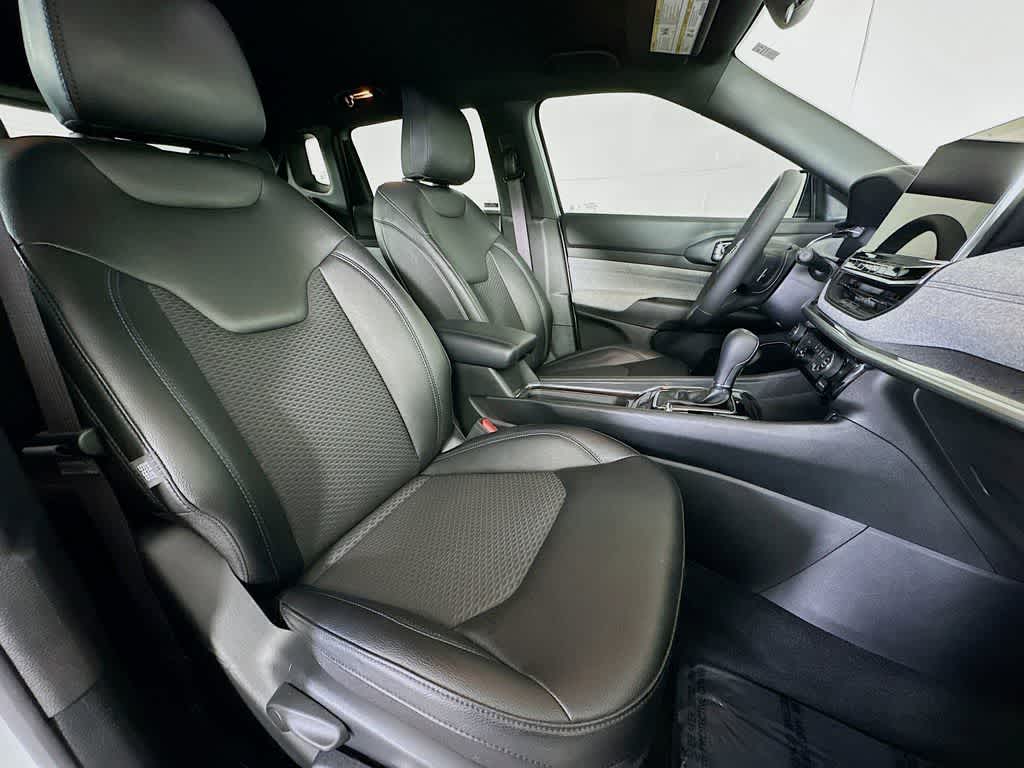 Thumbnail: 2024 Jeep Compass - 15