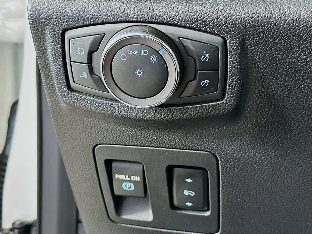 Thumbnail: 2018 Ford F-150 - 27