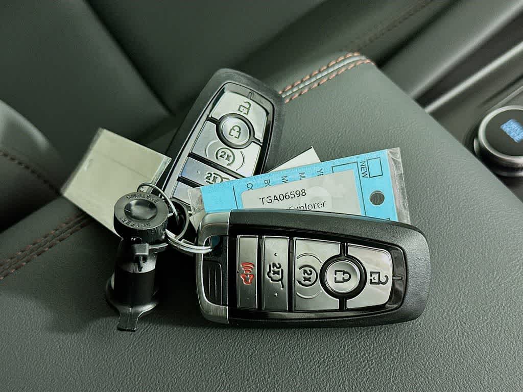 Thumbnail: 2026 Ford Explorer - 21