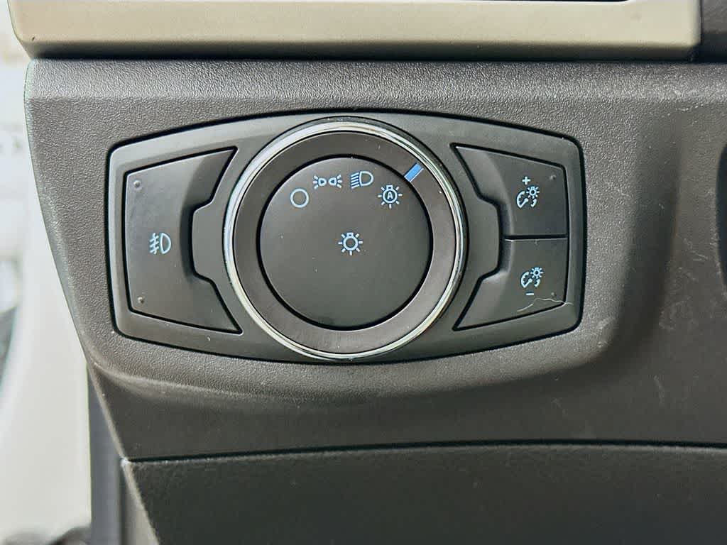 Thumbnail: 2015 Ford Fusion - 26