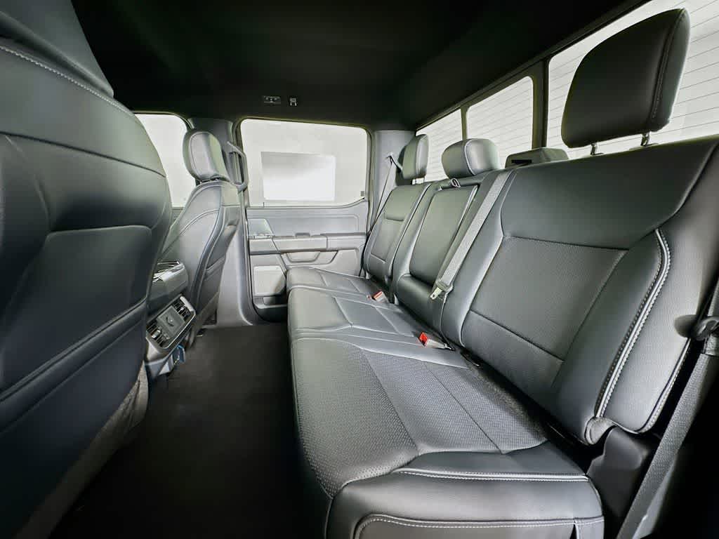 2025 Ford F-150 Lariat 14