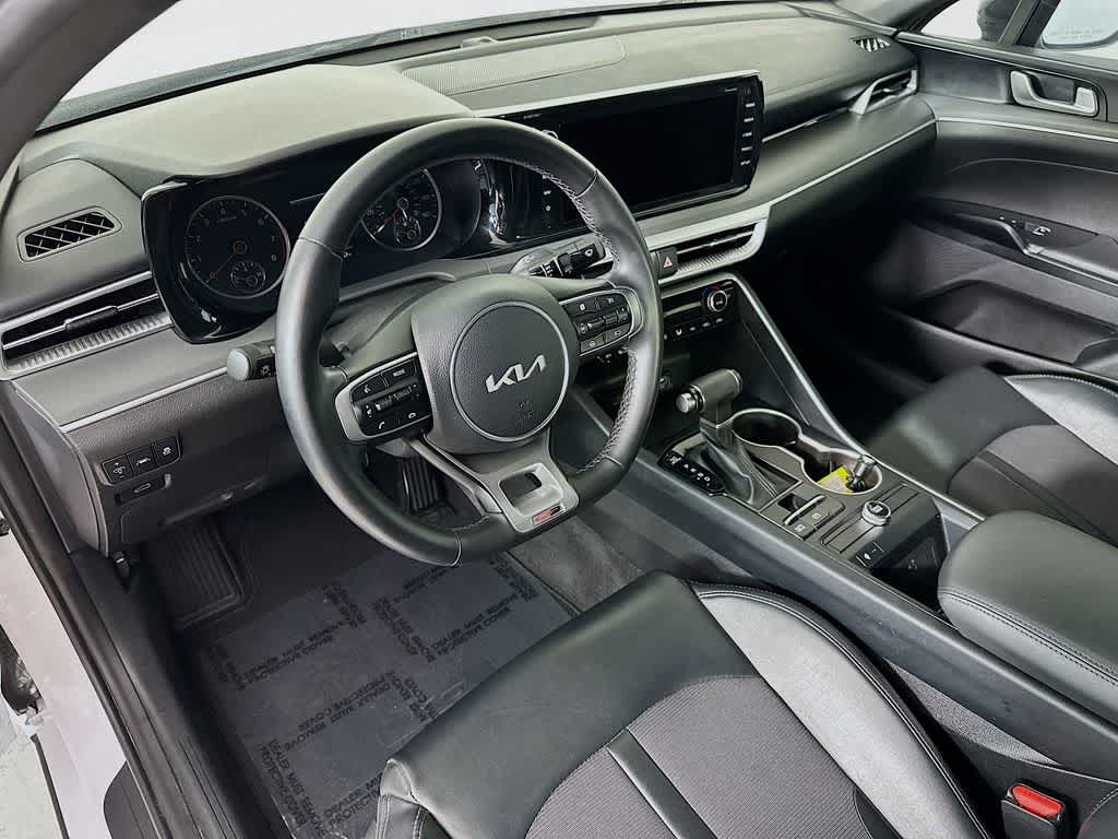 Thumbnail: 2022 Kia K5 - 2