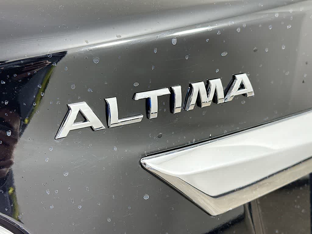 Thumbnail: 2015 Nissan Altima - 7