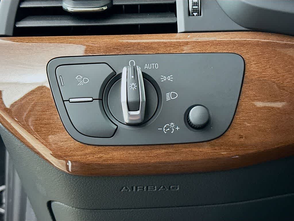 Thumbnail: 2020 Audi A4 - 27