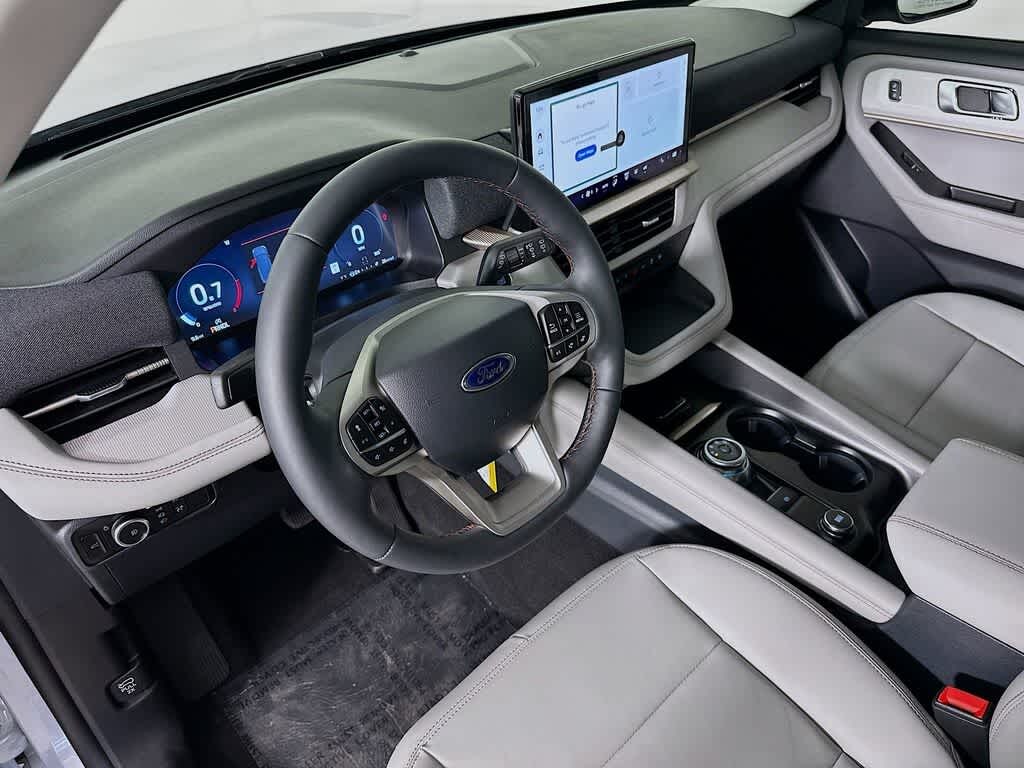 New 2025 Ford Explorer Active SUV