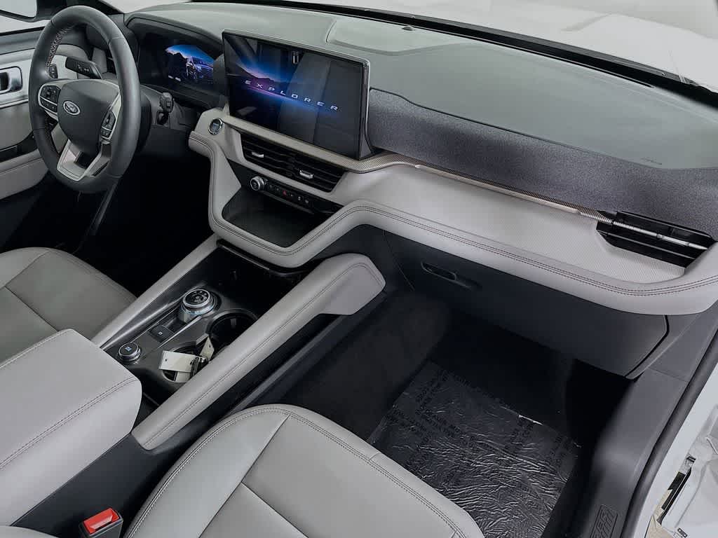 Thumbnail: 2025 Ford Explorer - 33