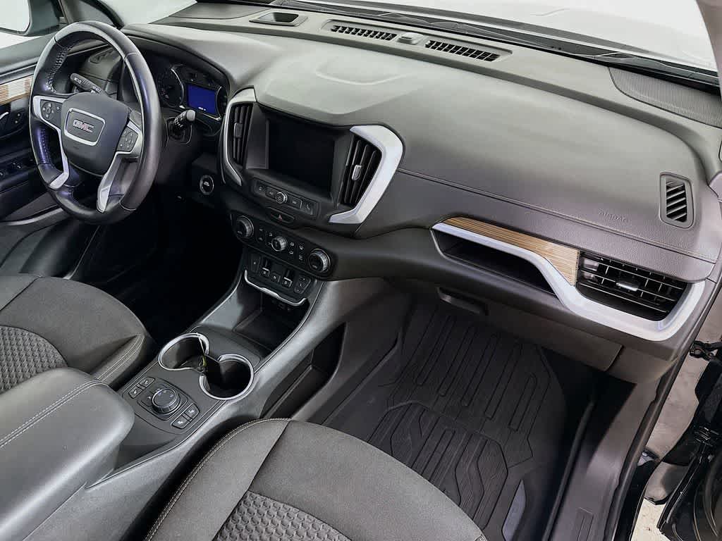 Thumbnail: 2021 GMC Terrain - 31