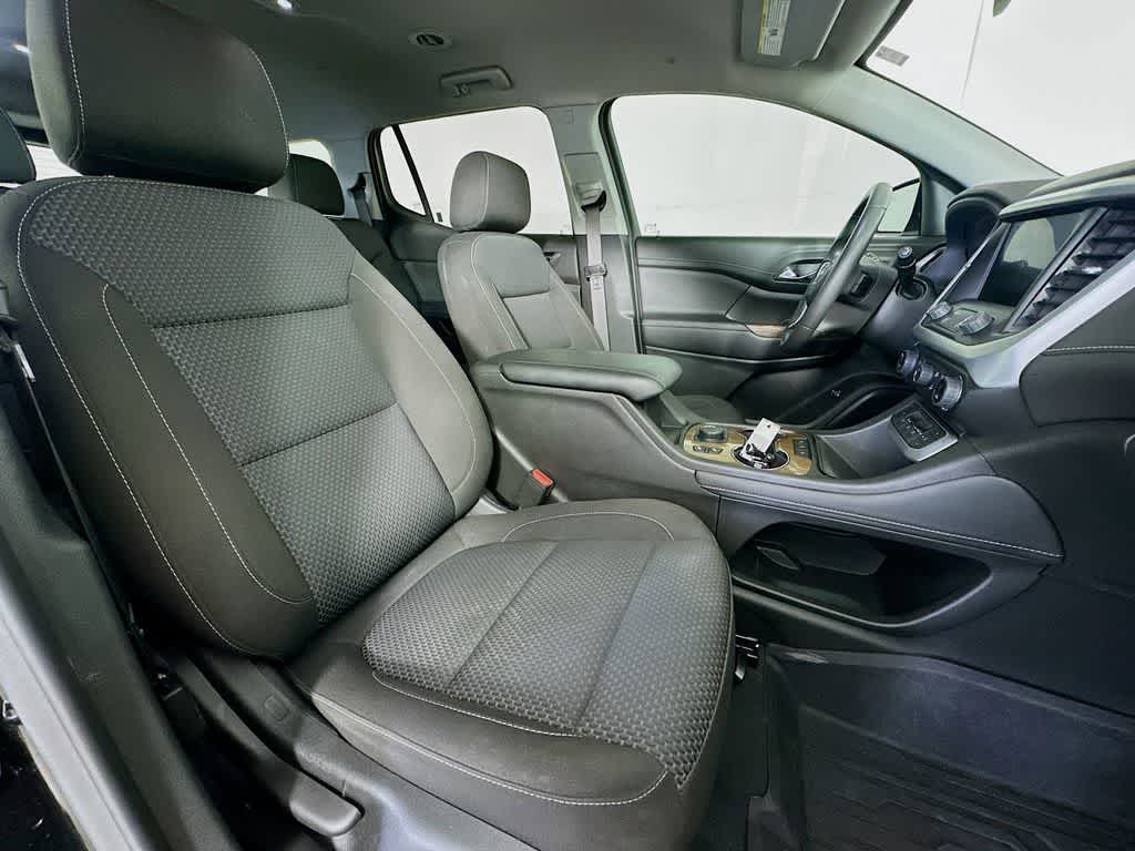 Thumbnail: 2023 GMC Acadia - 15