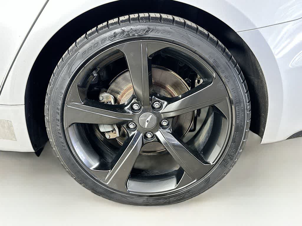 Thumbnail: 2019 Genesis G70 - 8