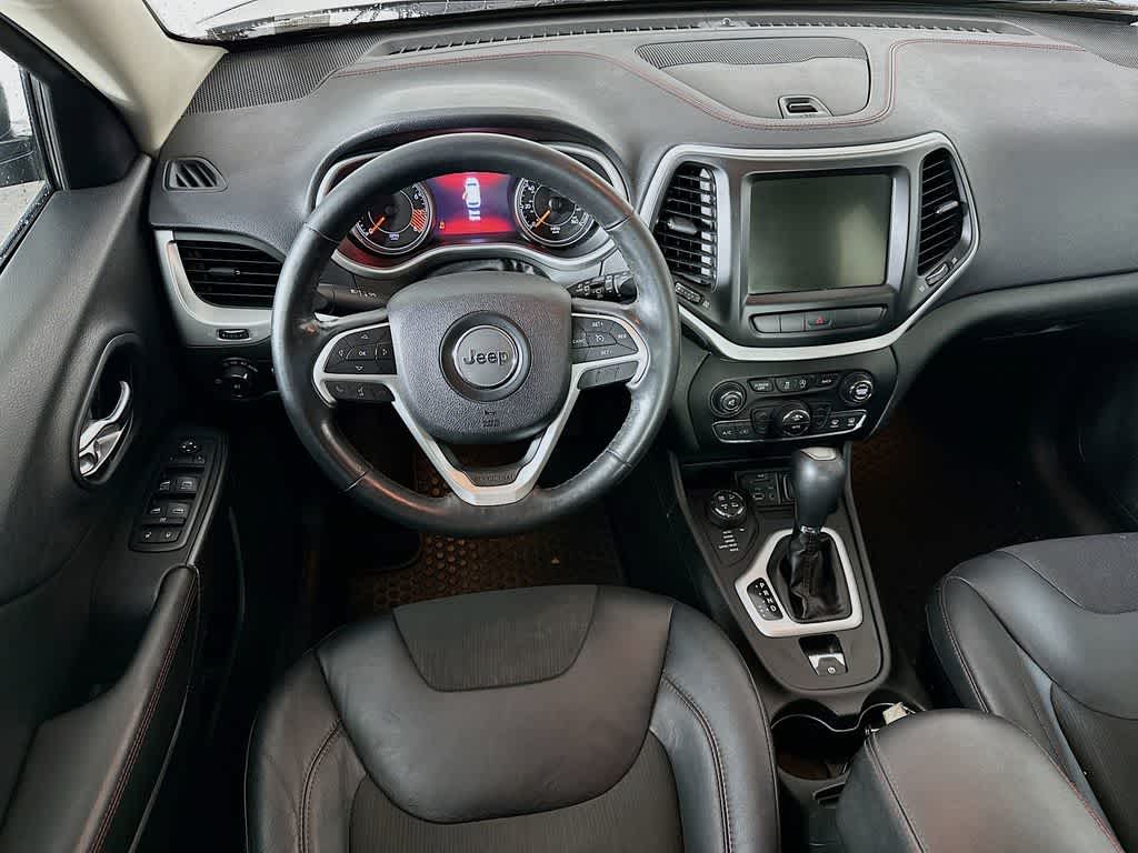 Thumbnail: 2015 Jeep Cherokee - 10