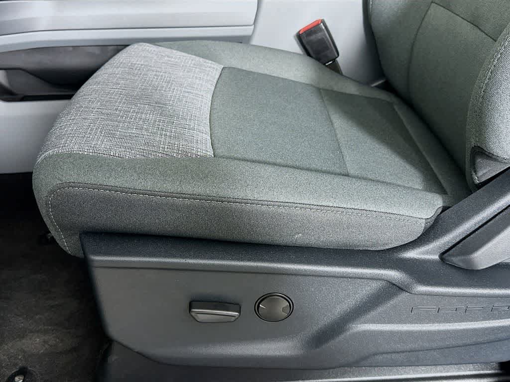 Thumbnail: 2026 Ford F-250 - 32