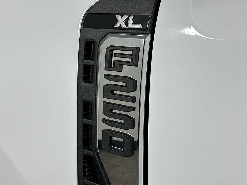 Thumbnail: 2025 Ford F-250 - 7