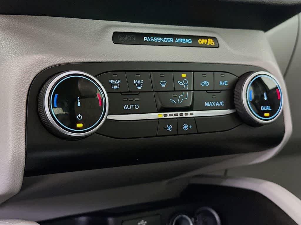 Thumbnail: 2024 Ford Escape - 18