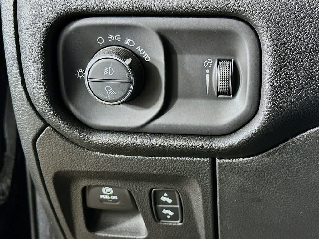 Thumbnail: 2022 RAM 1500 - 26