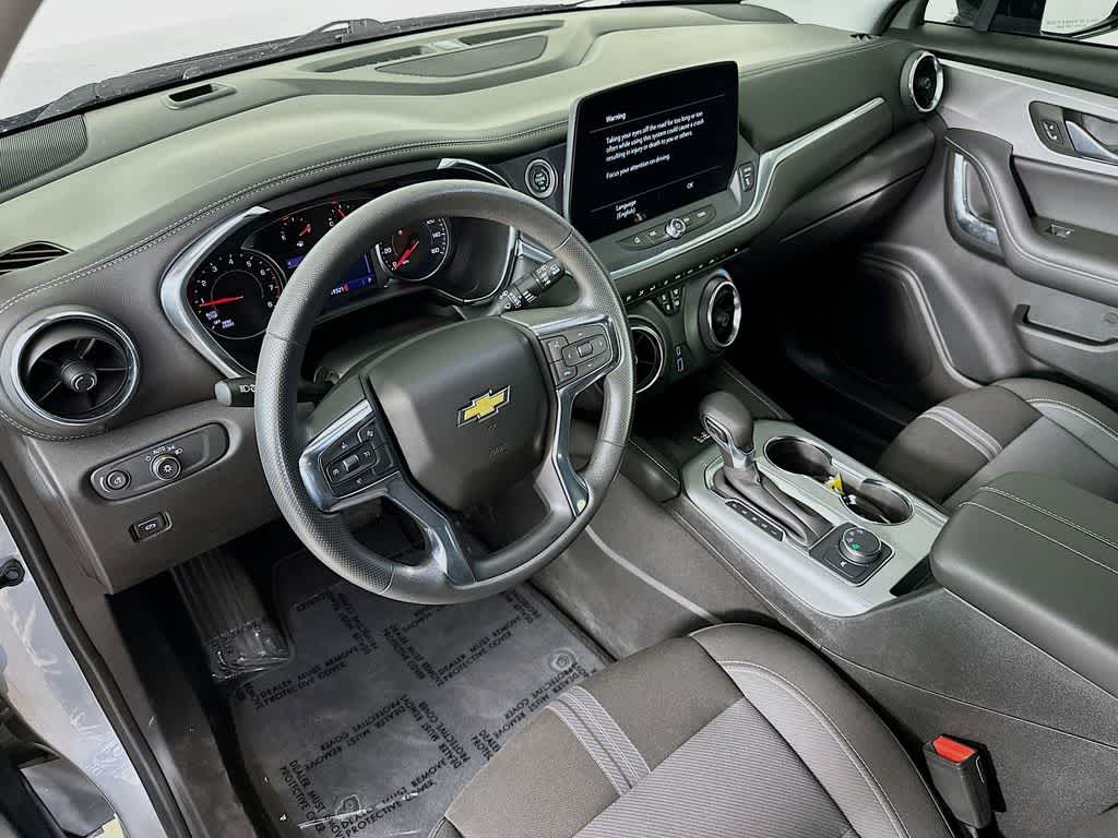 Thumbnail: 2023 Chevrolet Blazer - 2
