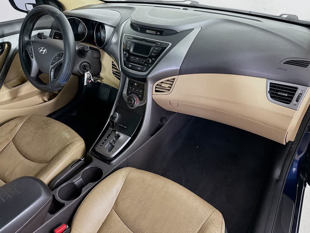Thumbnail: 2013 Hyundai Elantra - 31