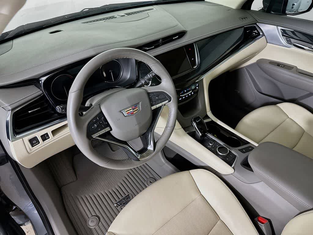 Thumbnail: 2023 Cadillac XT6 - 2