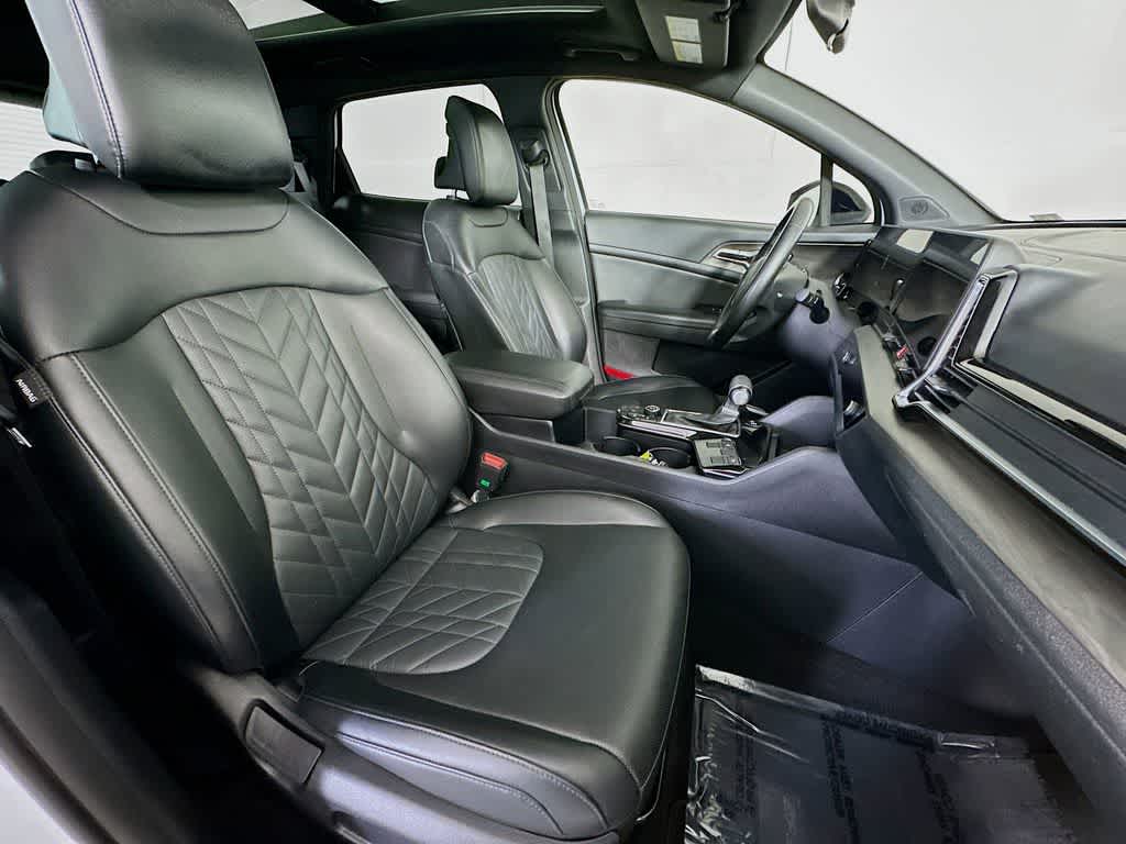 Thumbnail: 2023 Kia Sportage - 14