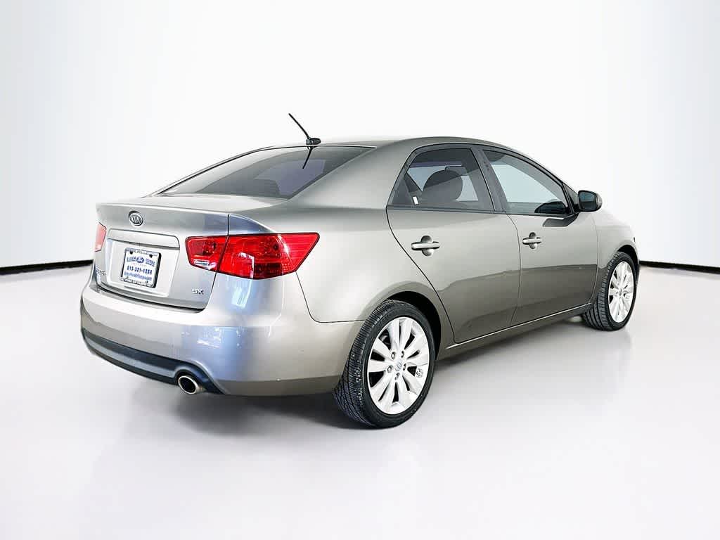 Thumbnail: 2012 Kia Forte - 24