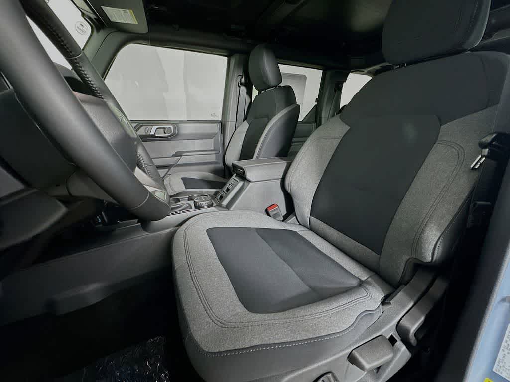 Thumbnail: 2025 Ford Bronco - 12