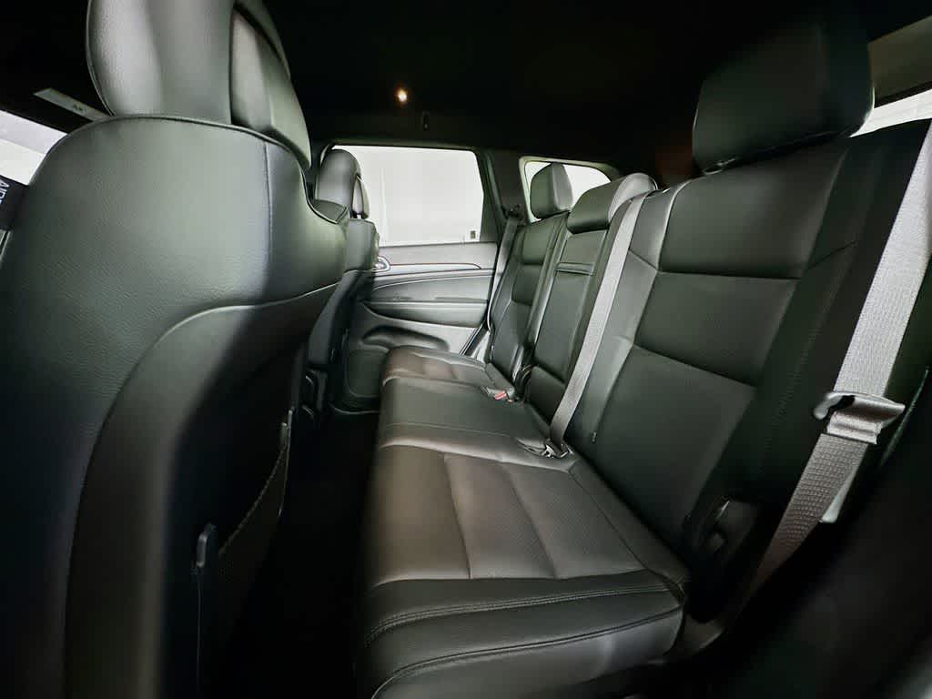 Thumbnail: 2020 Jeep Grand Cherokee - 12