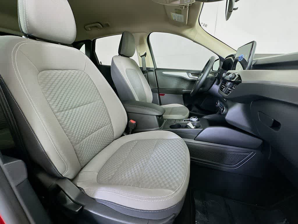 Thumbnail: 2020 Ford Escape - 15