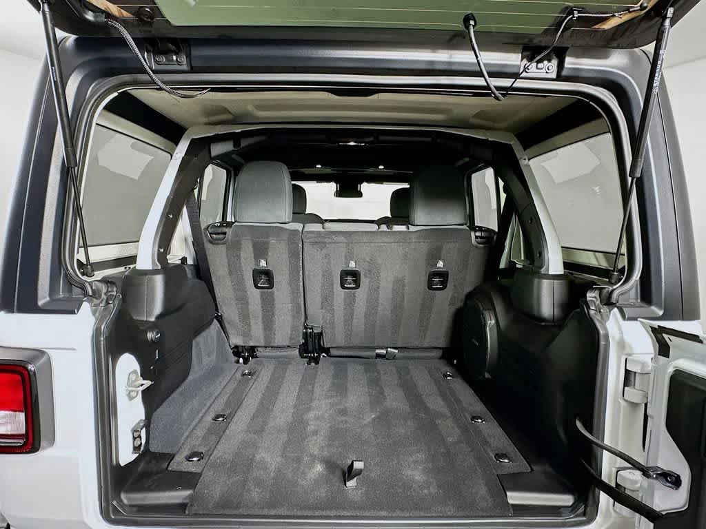 Thumbnail: 2024 Jeep Wrangler - 21