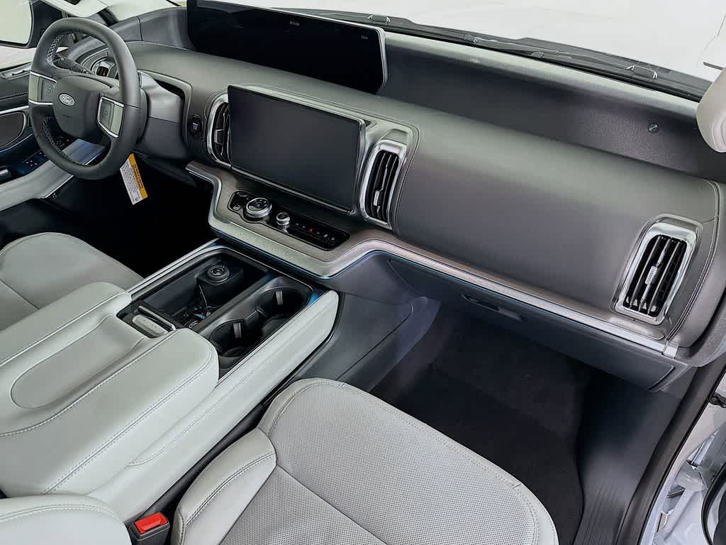 Thumbnail: 2026 Ford Expedition - 33