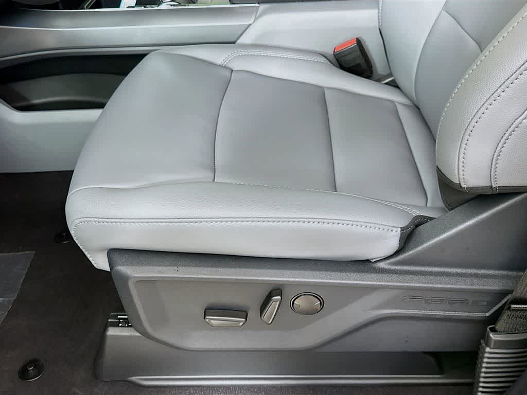 Thumbnail: 2025 Ford F-150 - 31