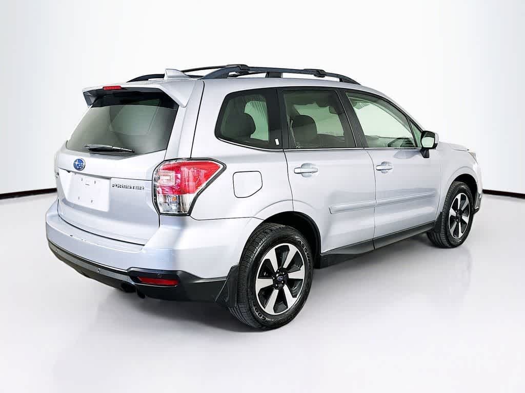 Thumbnail: 2018 Subaru Forester - 24