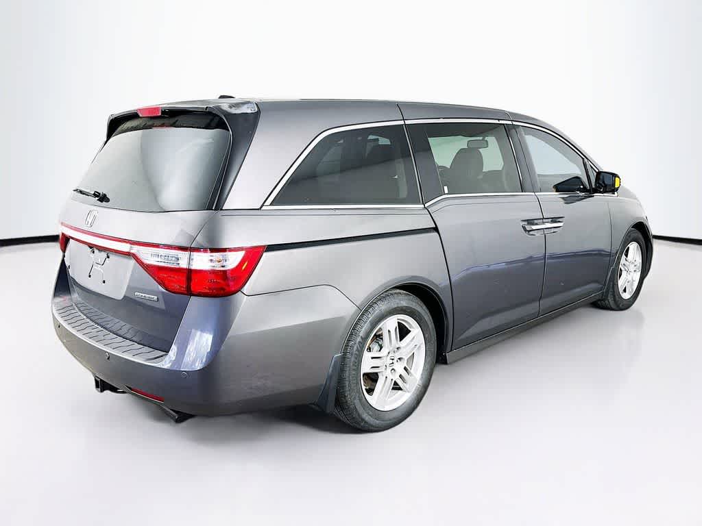 Thumbnail: 2013 Honda Odyssey - 25