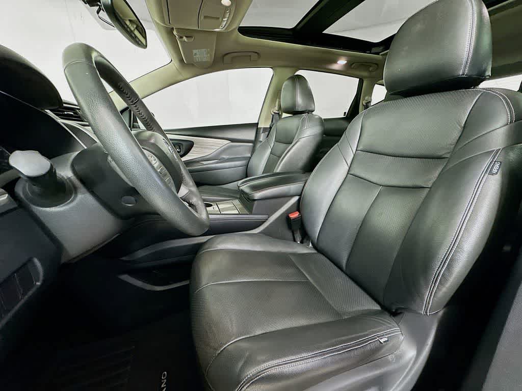 Thumbnail: 2016 Nissan Murano - 12