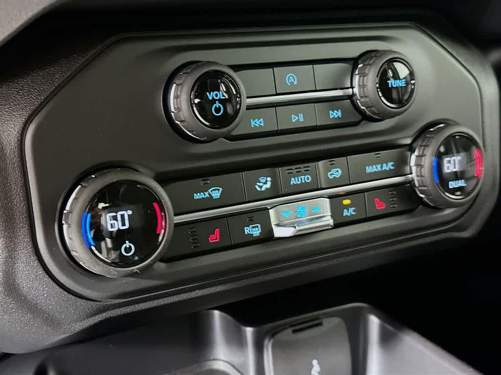 Thumbnail: 2025 Ford Bronco - 18